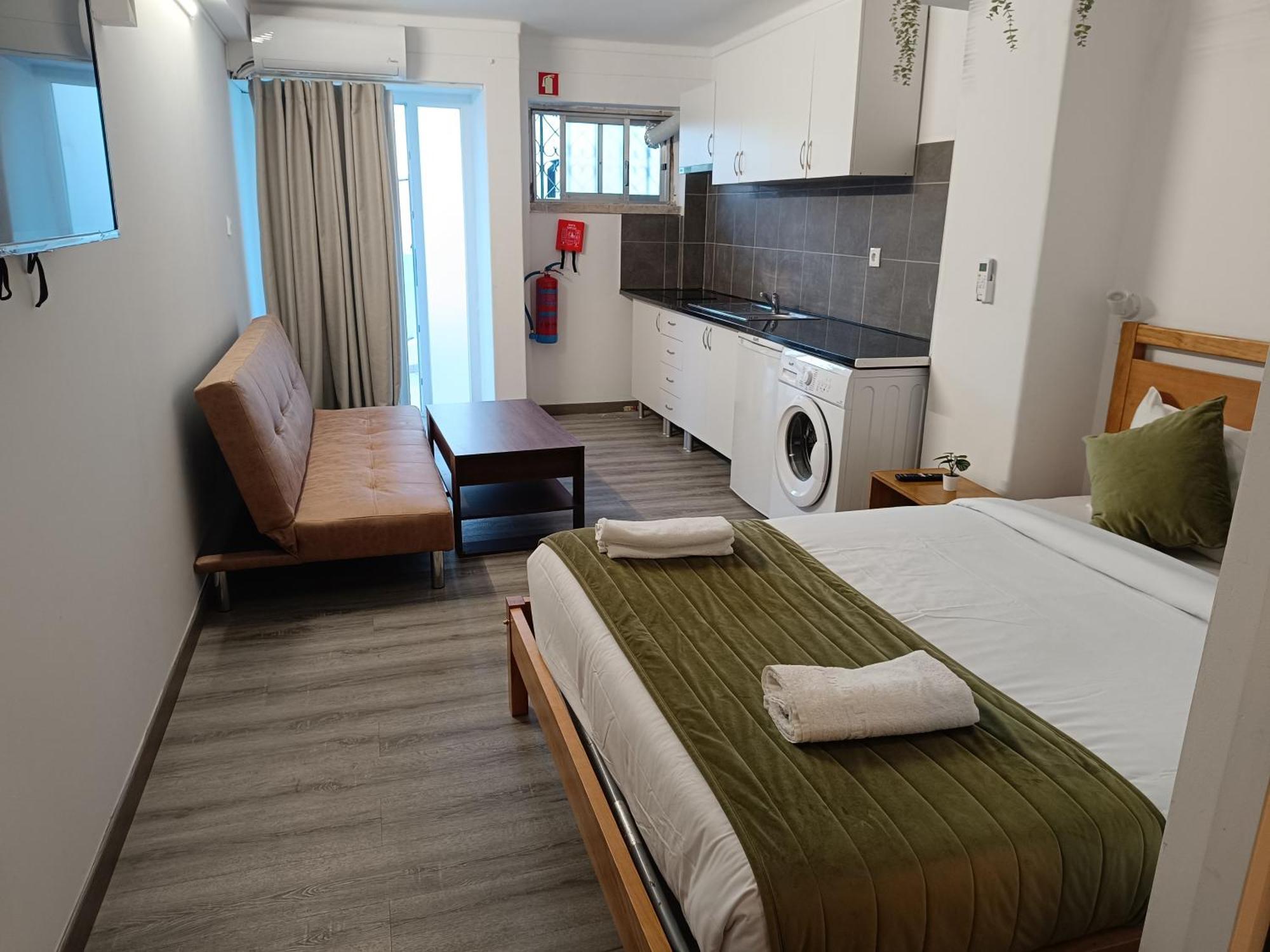 Lisabonna Guest House Amadora Exterior photo